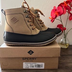 Like new in box Sperry Boots Size 3